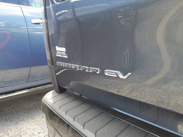 New 2026 GMC Sierra EV Elevation image 8
