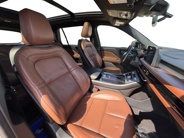 Used 2022 Lincoln Aviator Reserve w/ Equipment Group 201A RWD image 16