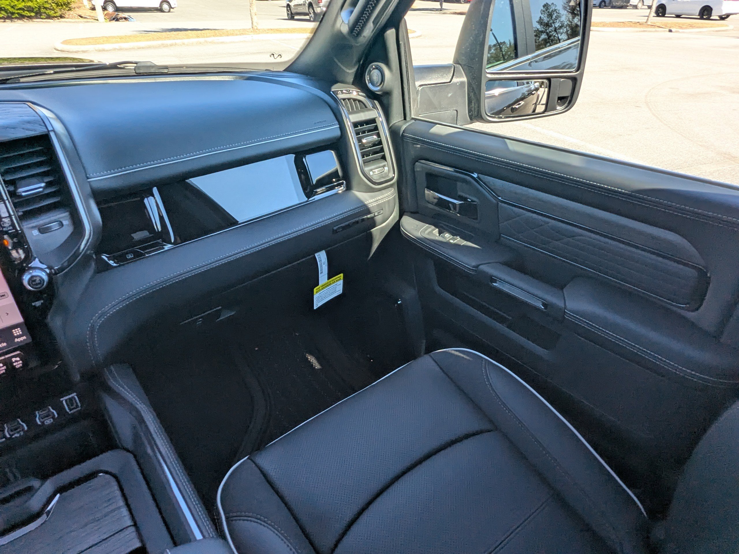 New 2026 RAM 3500 Limited image 16