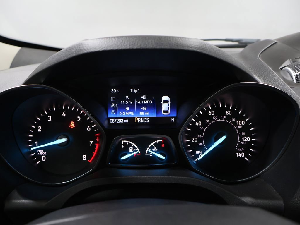 Used 2019 Ford Escape SE image 36