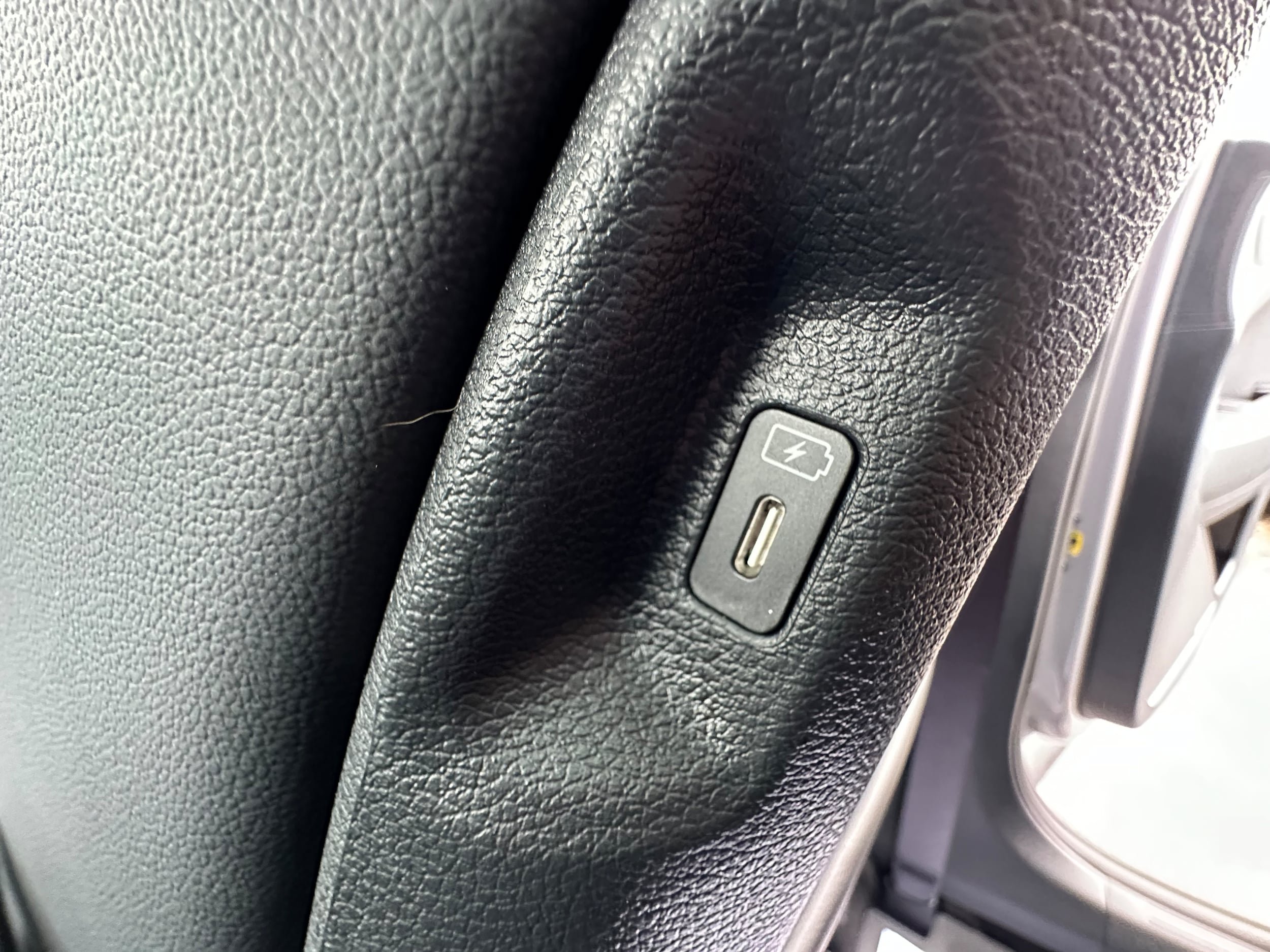 New 2026 Kia Sportage EX AWD/4WD image 18