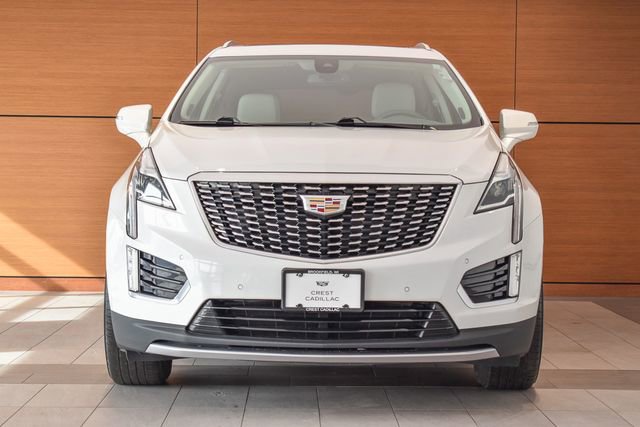 Used 2023 Cadillac XT5 Premium Luxury image 2