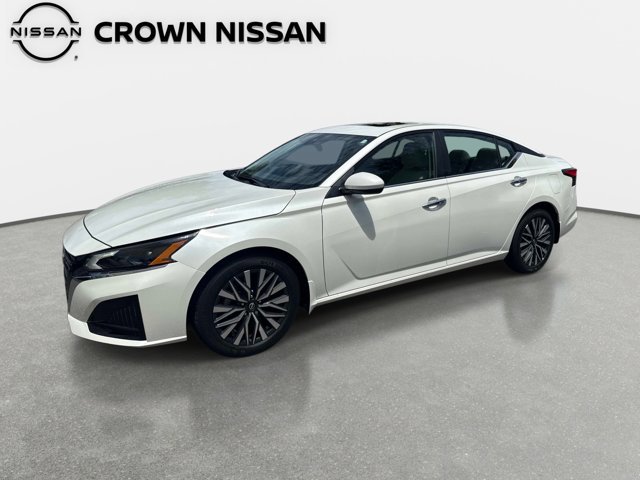 Certified 2024 Nissan Altima 2.5 SV w/ SV Premium Package FWD image 2