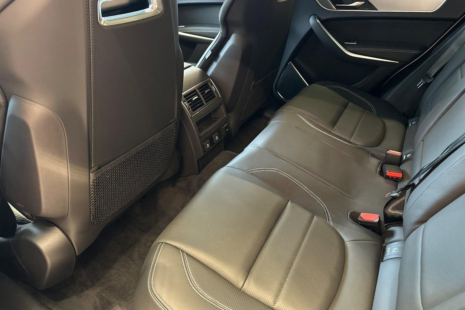 New 2026 Jaguar F-PACE R-Dynamic S AWD/4WD image 15