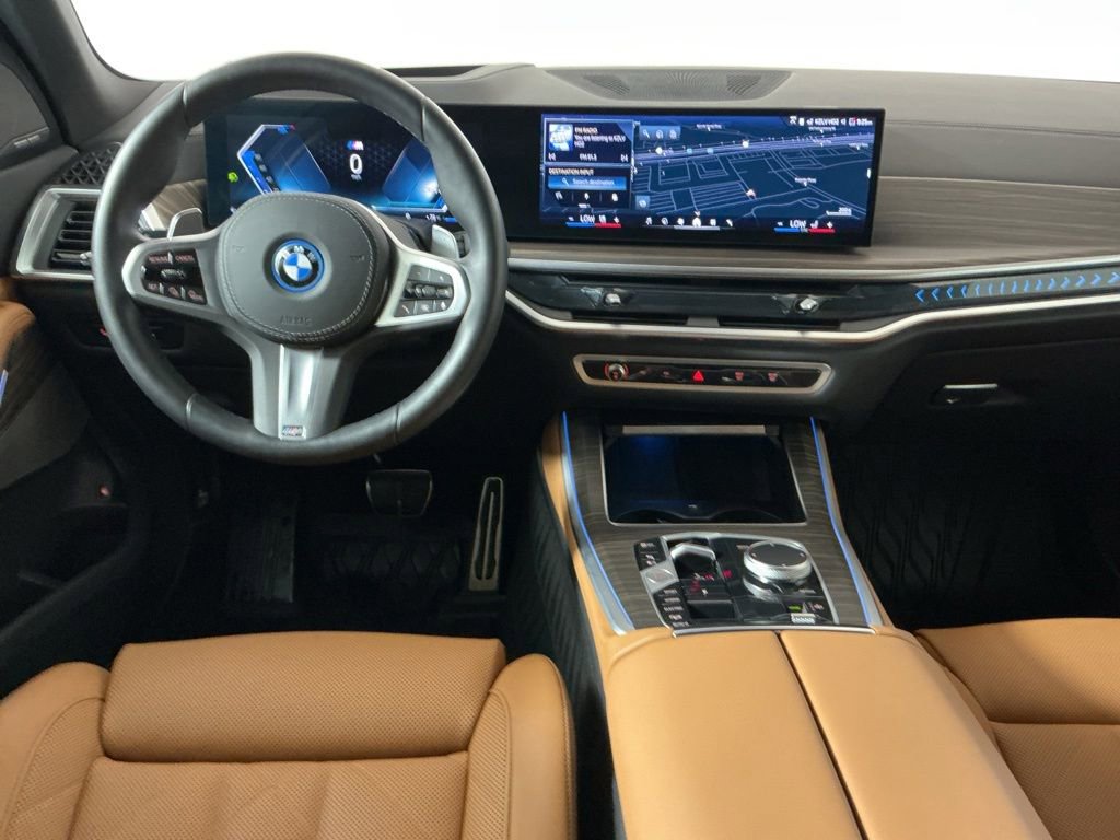 Certified 2026 BMW X5 xDrive50e w/ M Sport Package AWD/4WD image 13