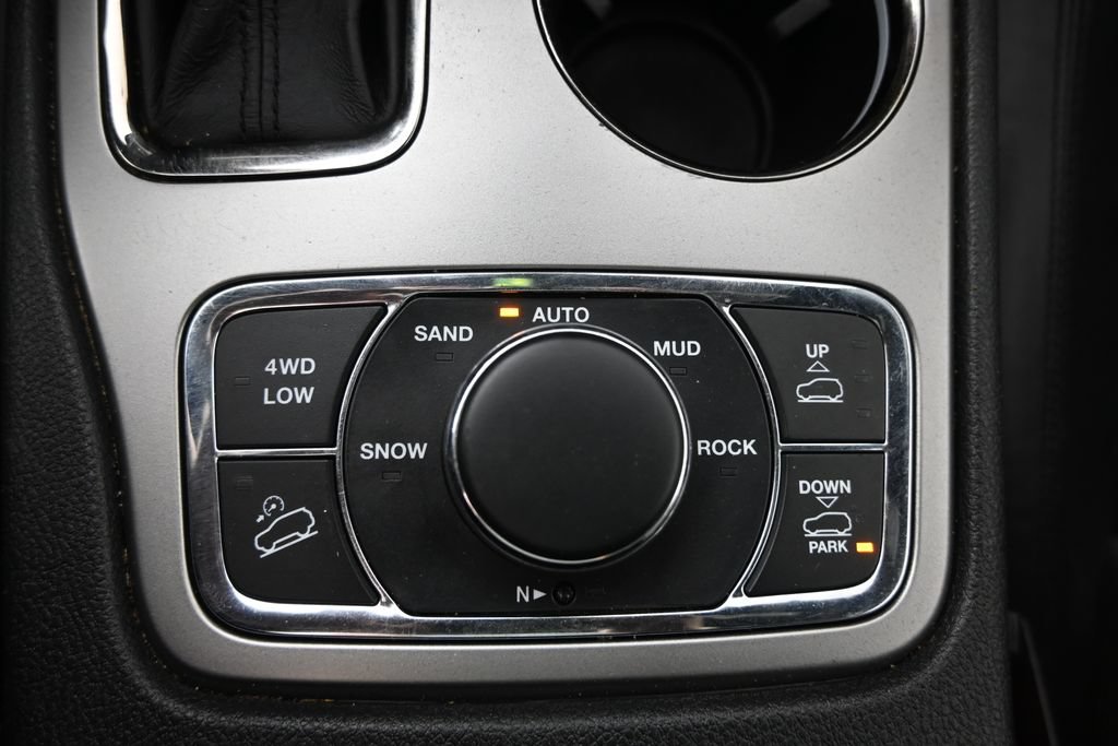 Used 2018 Jeep Grand Cherokee High Altitude AWD/4WD image 33