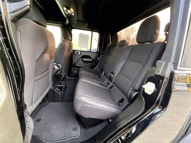 Used 2023 Jeep Gladiator Sport image 21