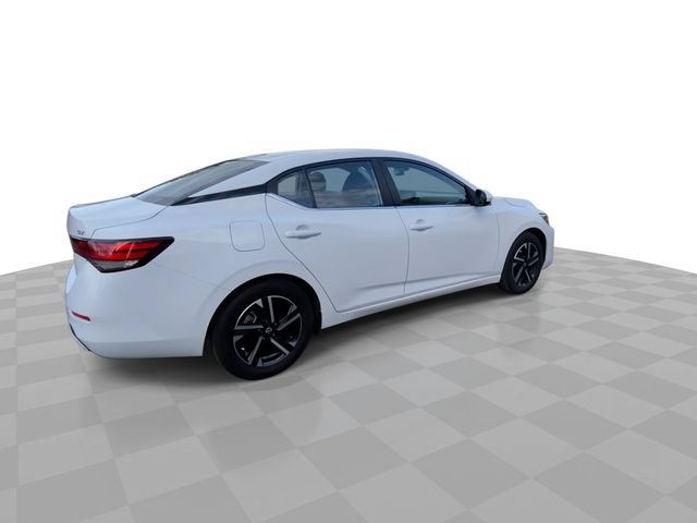 Used 2024 Nissan Sentra SV FWD image 2