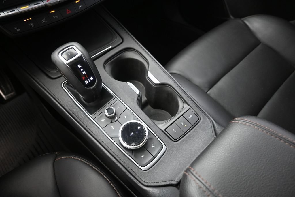 Used 2019 Cadillac XT4 Sport FWD image 19