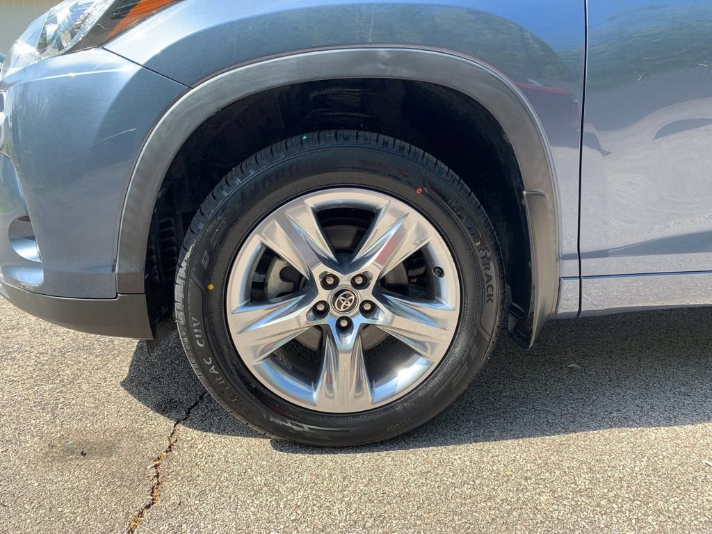 Used 2019 Toyota Highlander Limited image 36