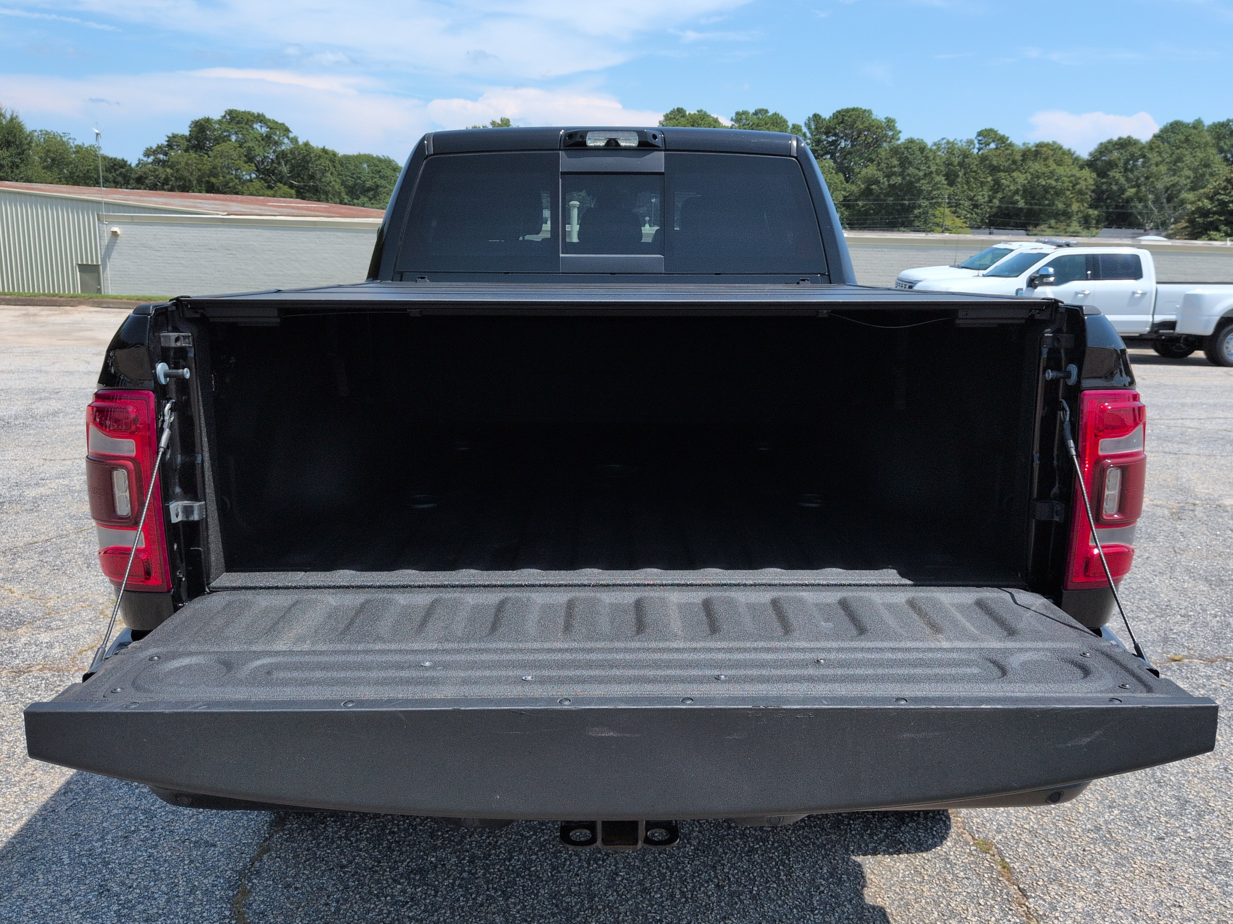 Used 2024 RAM 2500 Limited w/ Safety Group AWD/4WD image 11