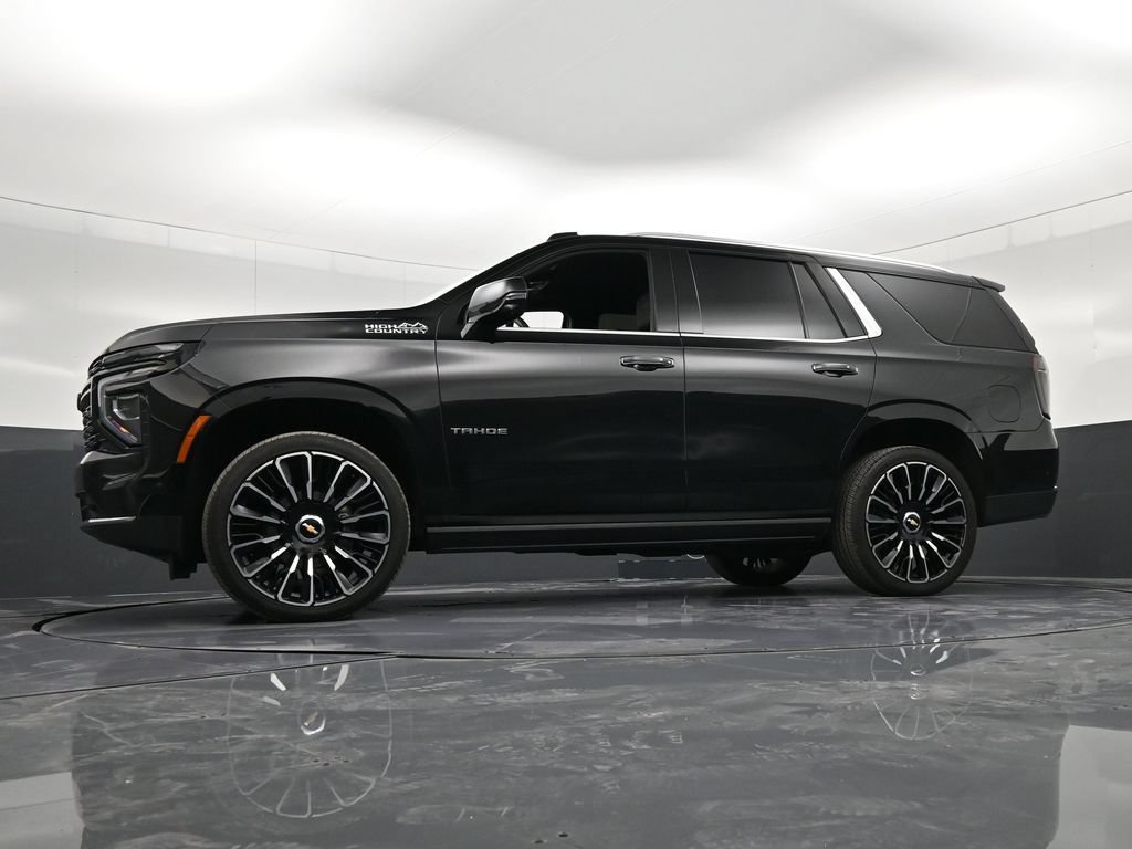Used 2025 Chevrolet Tahoe High Country AWD/4WD image 29