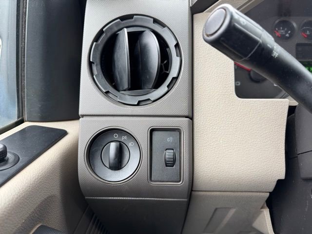 Used 2009 Ford F250 XLT image 17