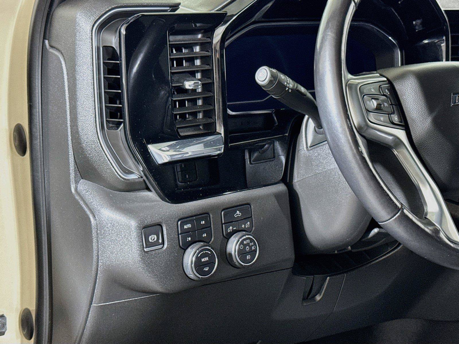 Used 2022 Chevrolet Silverado 1500 LT Trail Boss w/ Protection Package AWD/4WD image 37