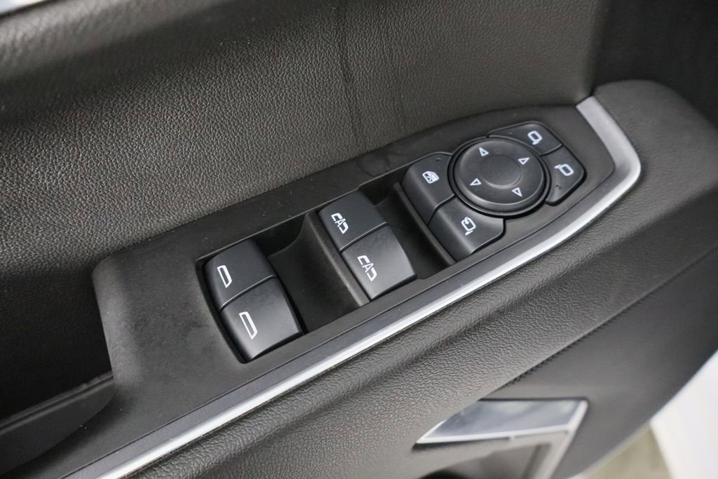 Used 2025 GMC Sierra 1500 SLT AWD/4WD image 19