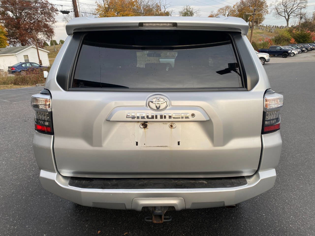 Used 2014 Toyota 4Runner SR5 image 4