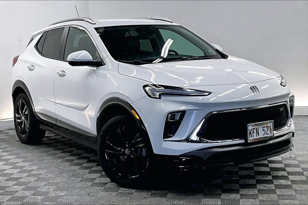 Used 2024 Buick Encore GX Sport Touring AWD/4WD image 11