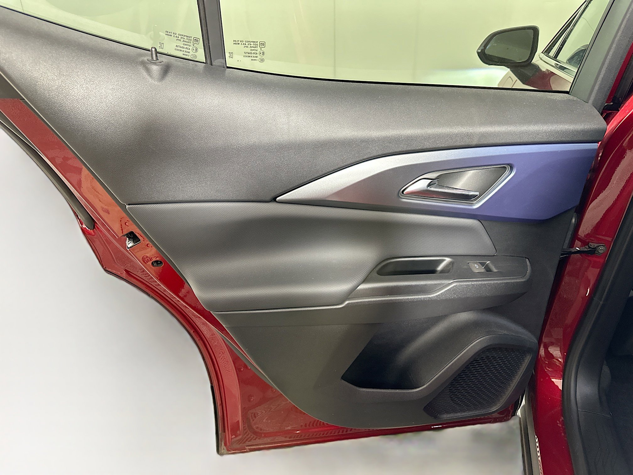 Used 2024 Chevrolet Equinox EV LT image 26