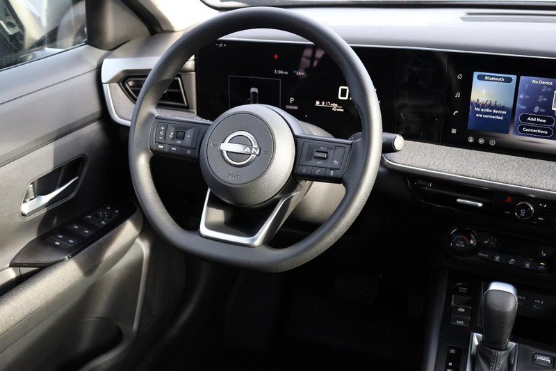 New 2026 Nissan Kicks SV w/ Cold Weather Package image 22