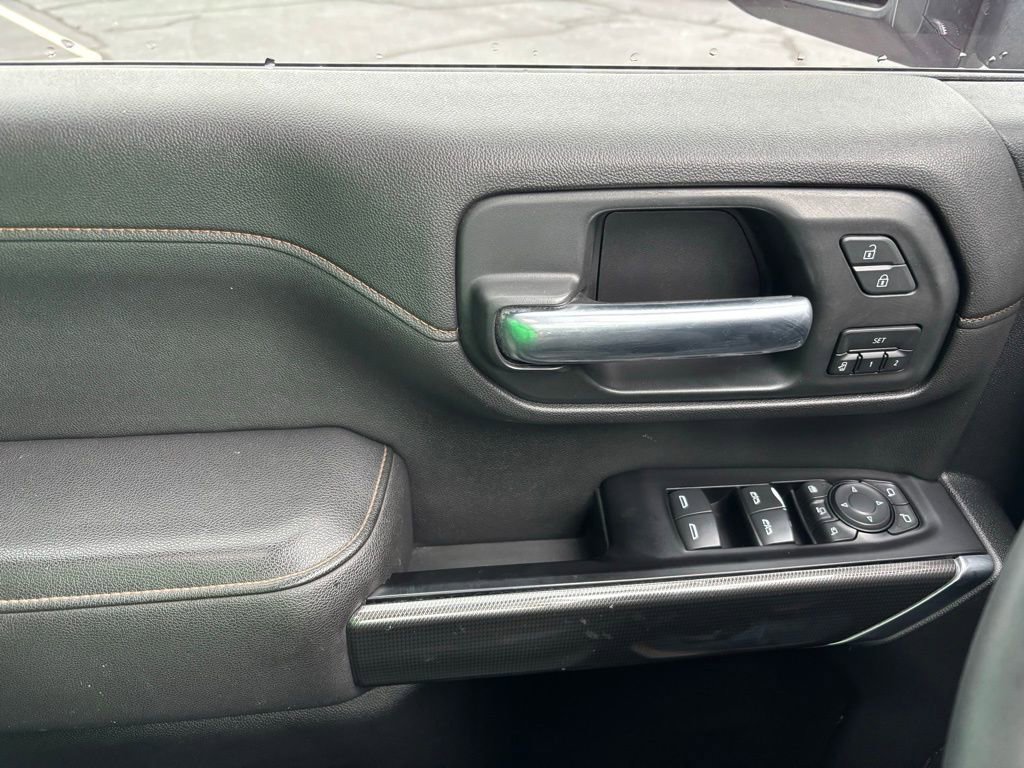 Used 2020 GMC Sierra 2500 AT4 w/ AT4 Premium Package image 24