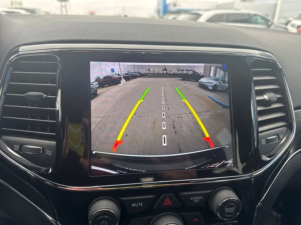 Used 2021 Jeep Grand Cherokee Limited w/ Trailer Tow Group IV image 21