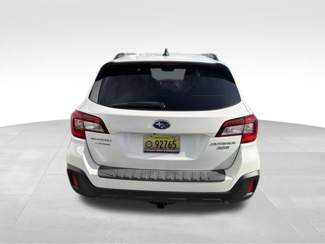 Used 2018 Subaru Outback 3.6R Touring AWD/4WD image 4