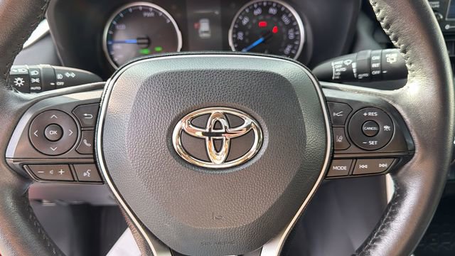 Used 2021 Toyota RAV4 XLE w/ Convenience Package AWD/4WD image 16