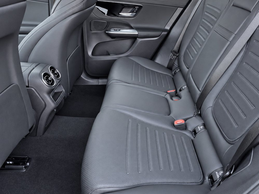 New 2026 Mercedes-Benz GLC 300 4MATIC image 25