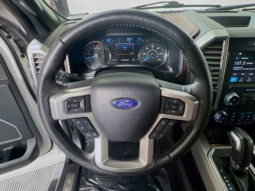 Used 2016 Ford F150 Platinum w/ Equipment Group 701A Luxury image 11