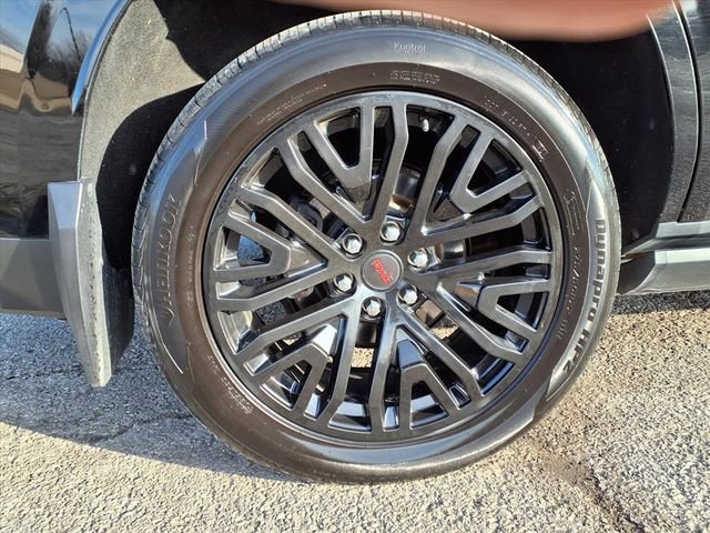 Used 2021 GMC Yukon AT4 w/ AT4 Premium Plus Package image 49