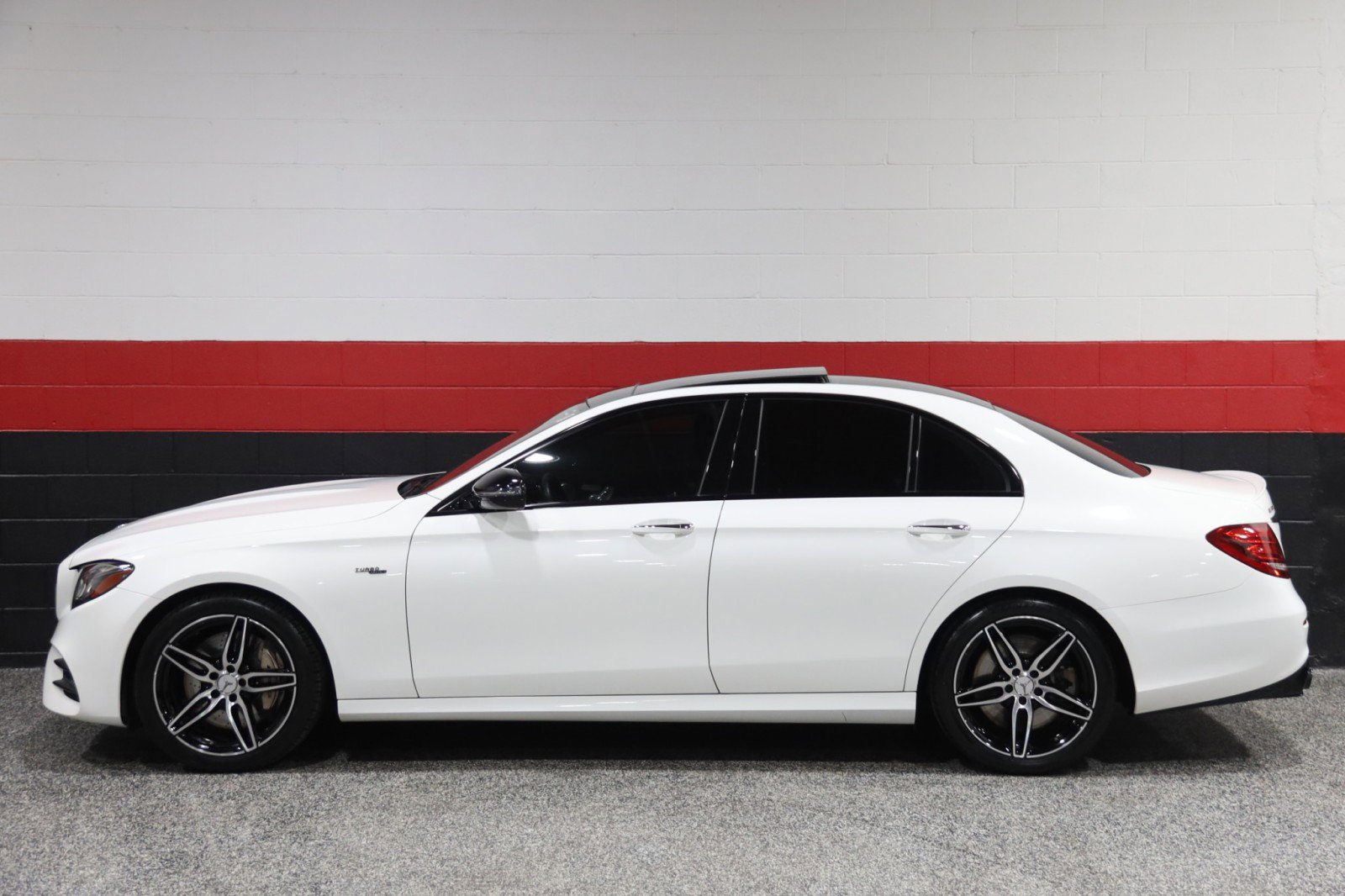 Used 2020 Mercedes-Benz E 53 AMG 4MATIC Sedan w/ Driver Assistance Package image 24