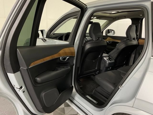 Certified 2025 Volvo XC90 B6 Plus w/ Protection Package Premier AWD/4WD image 33