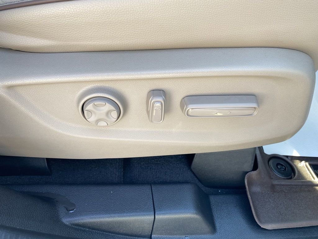 Used 2024 Honda Odyssey Elite image 12