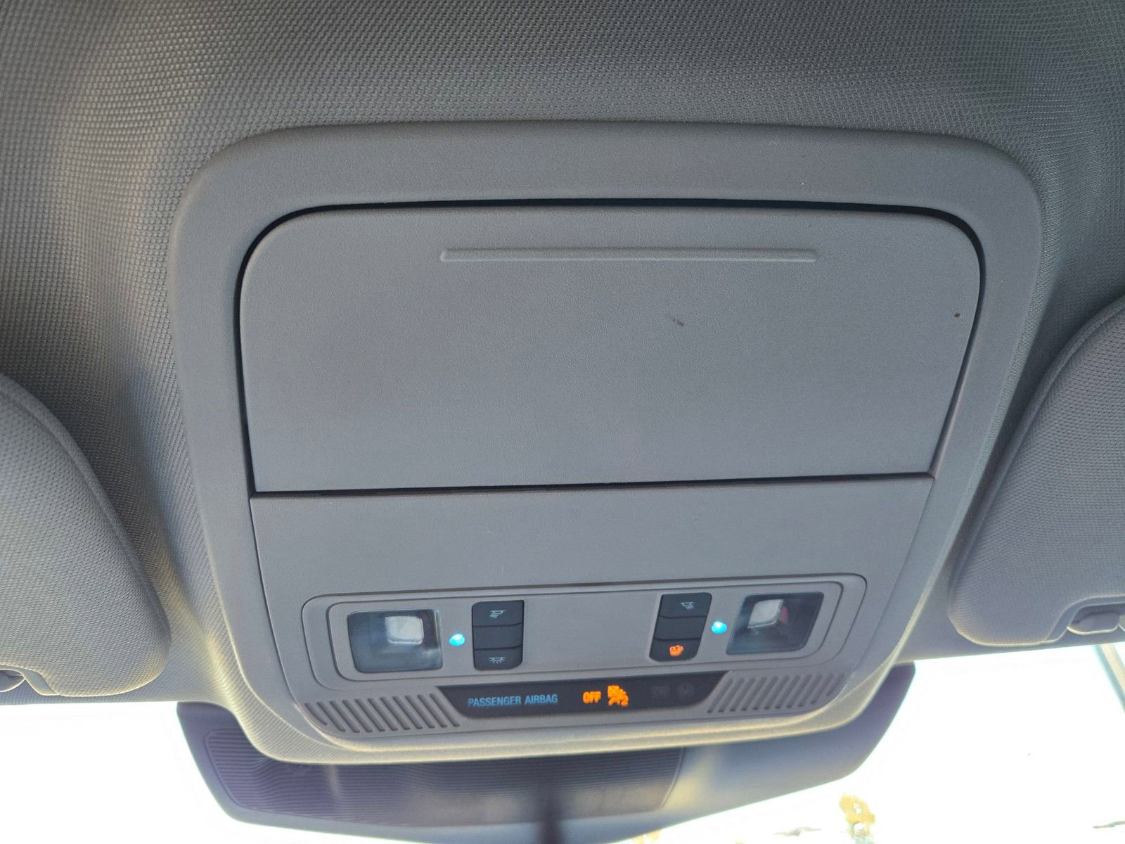 Used 2022 Ford Explorer XLT image 29