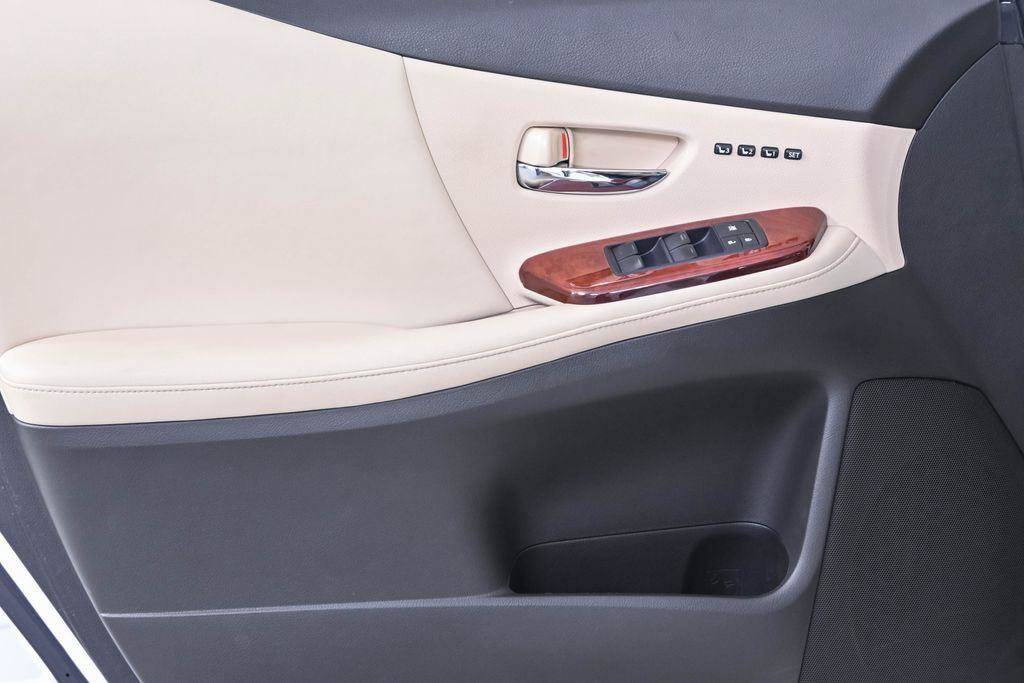 Used 2010 Lexus HS 250h Premium FWD image 19