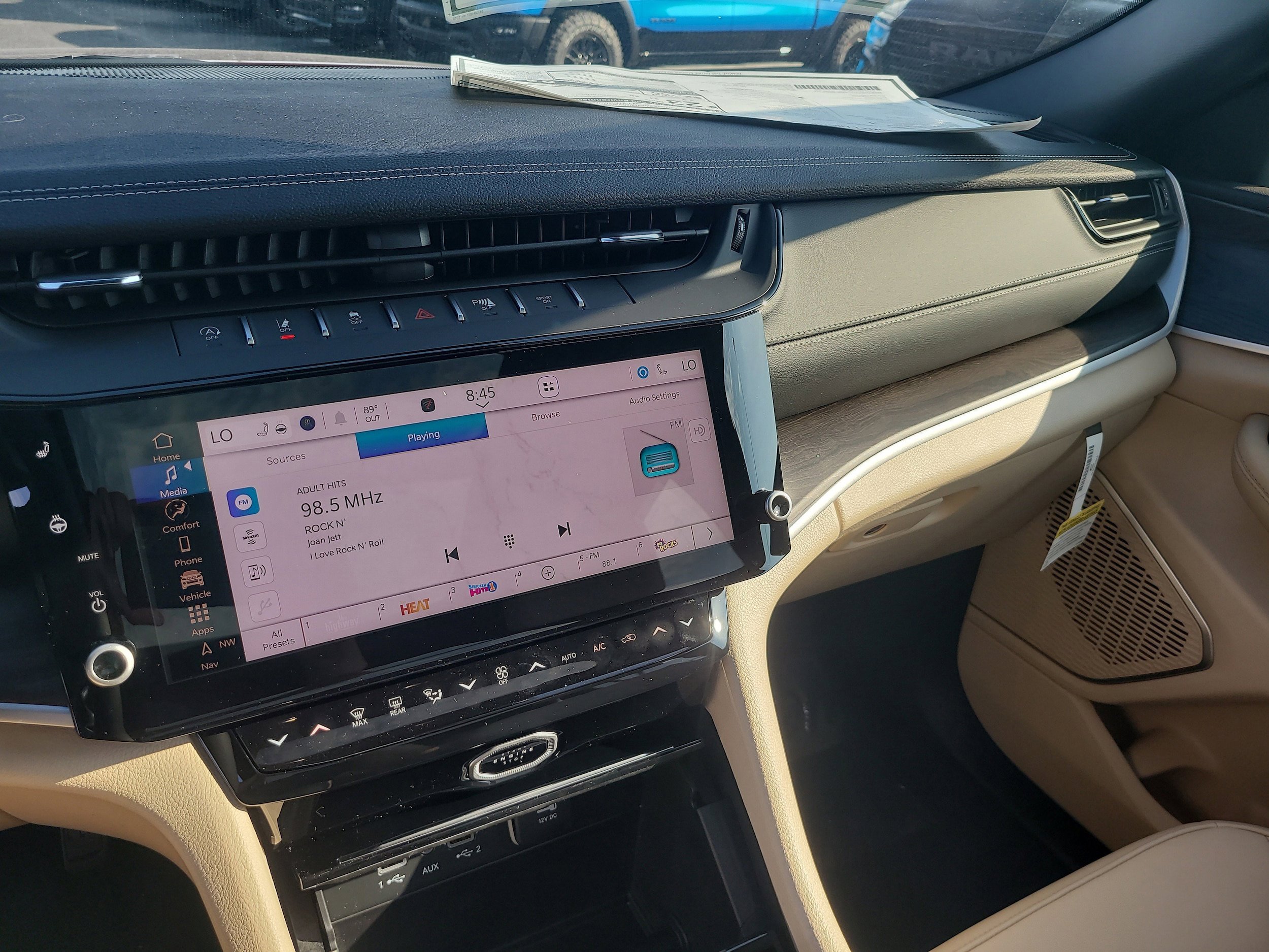 New 2026 Jeep Grand Cherokee L Limited RWD image 17
