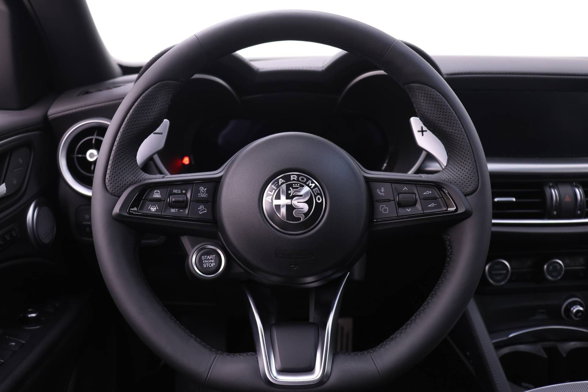 New 2026 Alfa Romeo Stelvio Sprint image 15