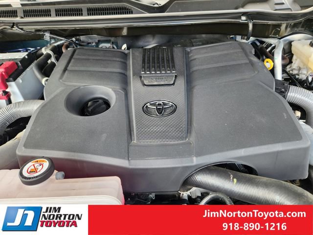 Used 2025 Toyota Tundra Limited w/ Power Package image 32