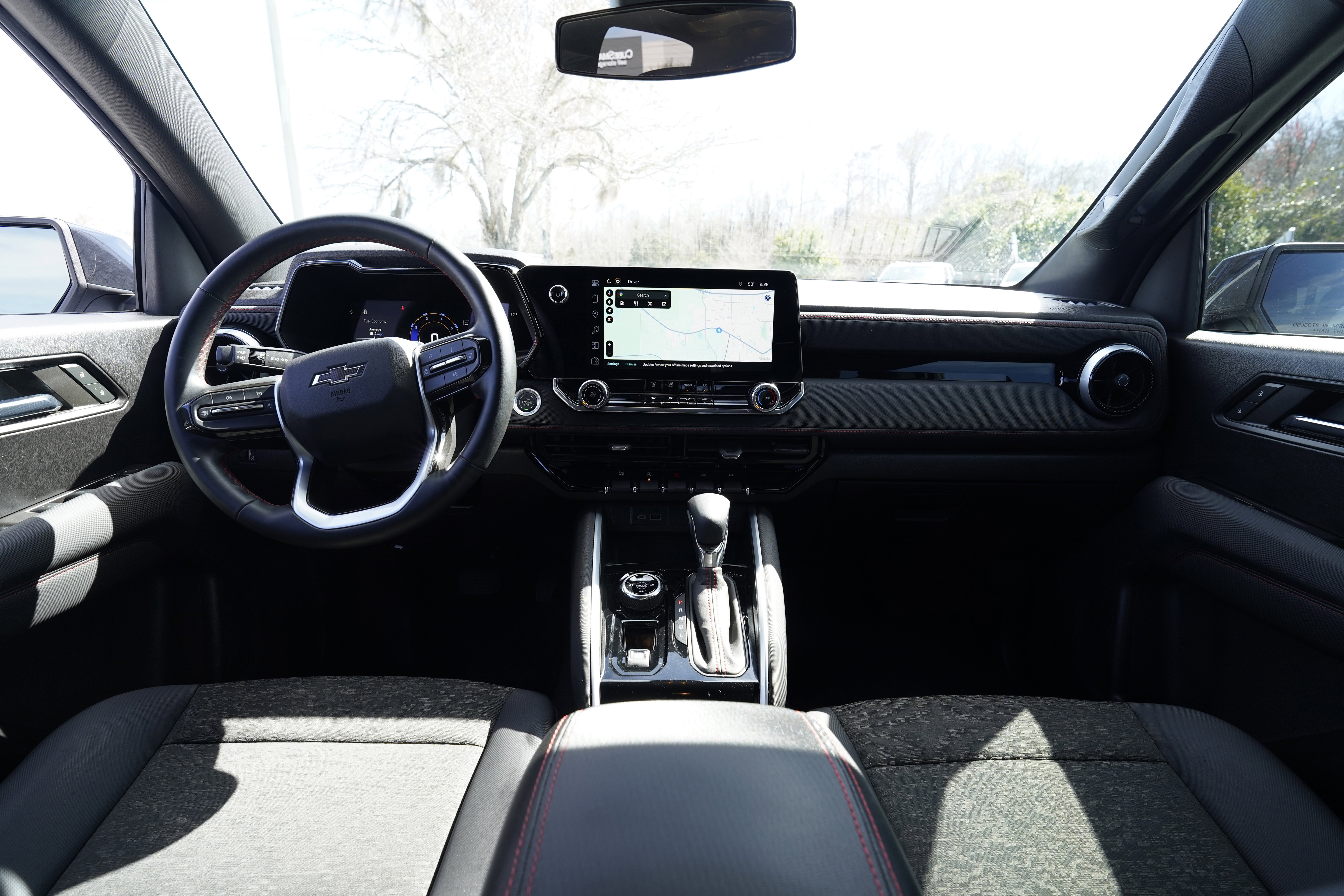 Used 2024 Chevrolet Colorado Z71 w/ Safety Package image 8