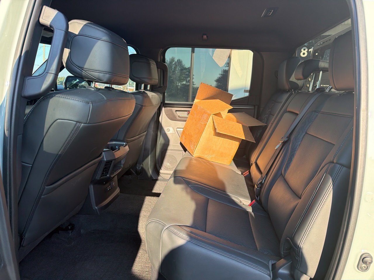 Used 2025 Toyota Tundra SR5 w/ SR5 Premium Package AWD/4WD image 6