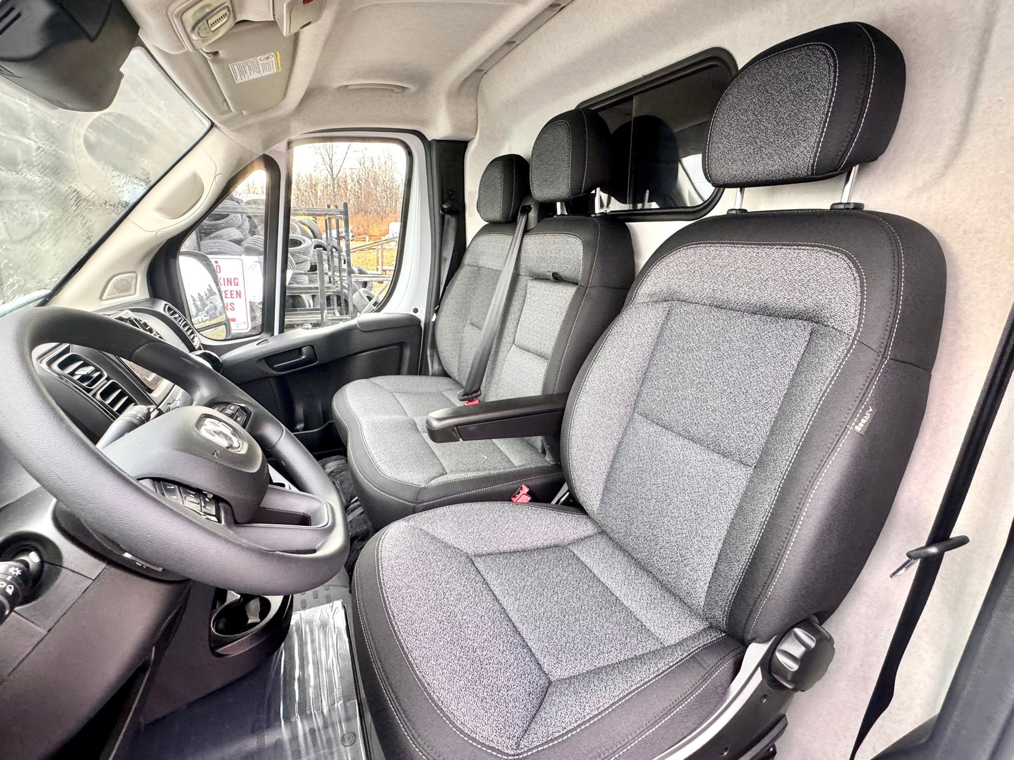 New 2026 RAM ProMaster 1500 w/ Convenience Group image 5