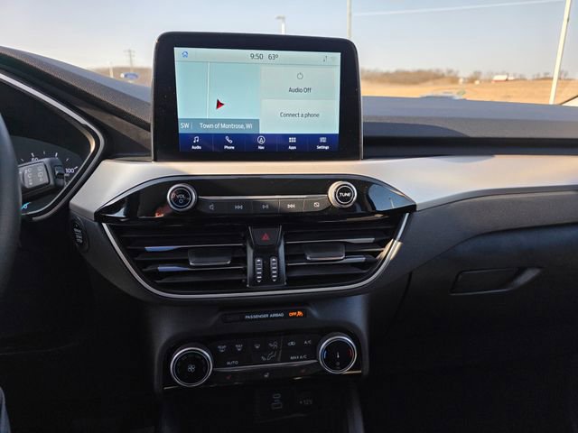 Used 2022 Ford Escape SE w/ SE Sport Appearance Package image 14