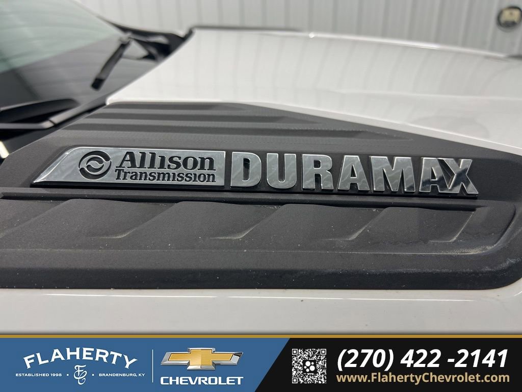 Used 2024 Chevrolet Silverado 2500 Custom w/ Custom Value Package image 18