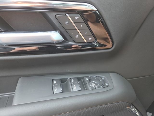 New 2026 Chevrolet Suburban High Country image 11