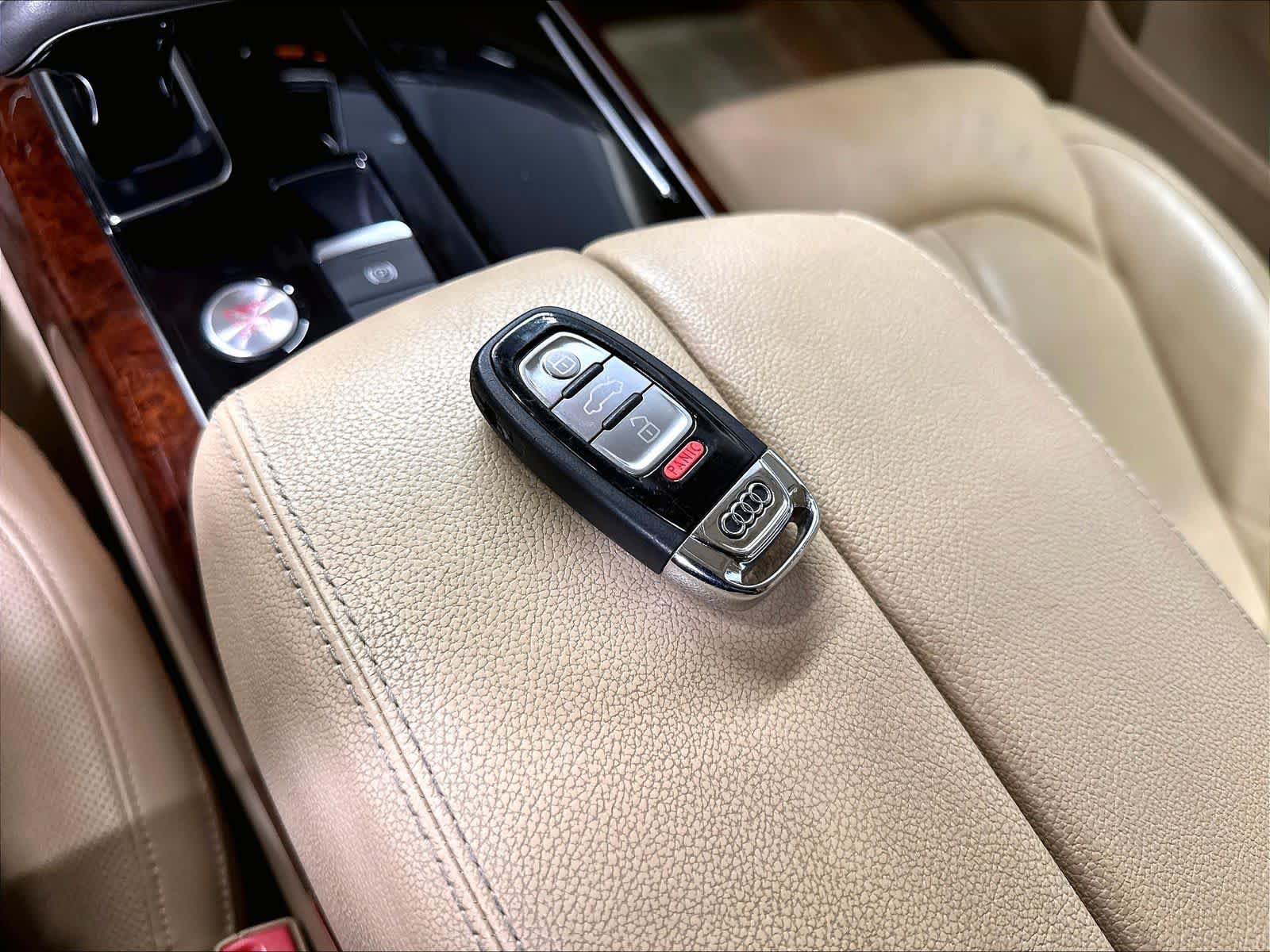 Used 2013 Audi A8 L 4.0T AWD/4WD image 12