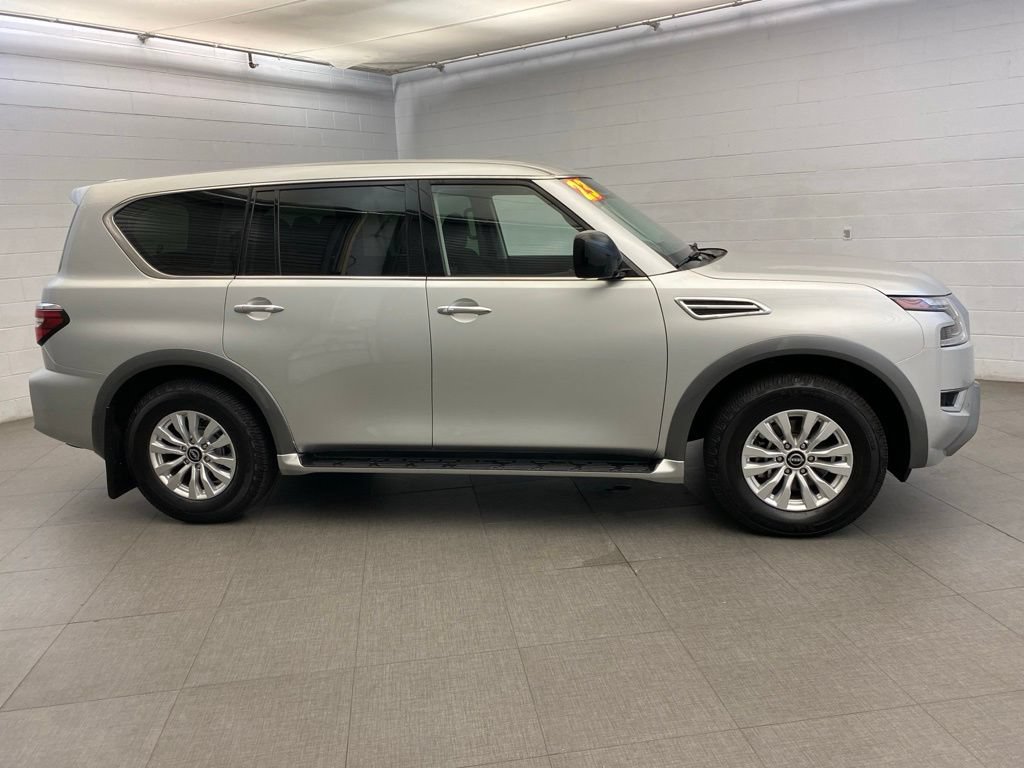 Used 2023 Nissan Armada S AWD/4WD image 8