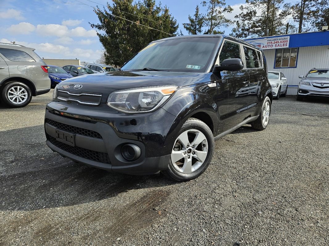 Used 2017 Kia Soul image 1