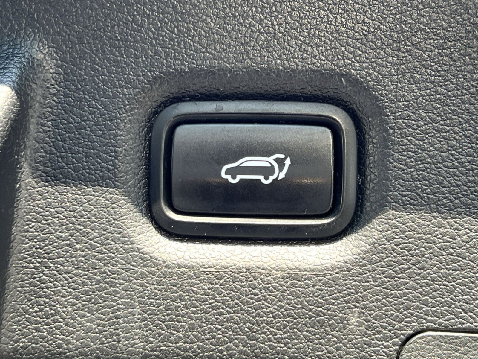 Used 2021 Hyundai Santa Fe Calligraphy w/ Cargo Package AWD/4WD image 32