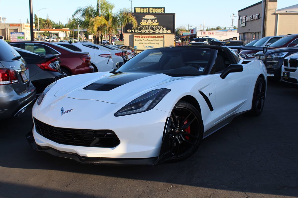 Used 2018 Chevrolet Corvette Stingray Coupe w/ 1LT RWD image 47