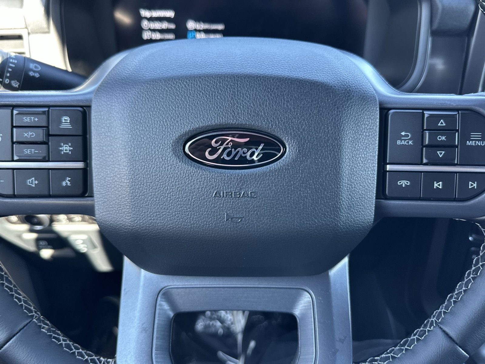 New 2025 Ford F150 Lariat w/ Equipment Group 501A Mid image 19